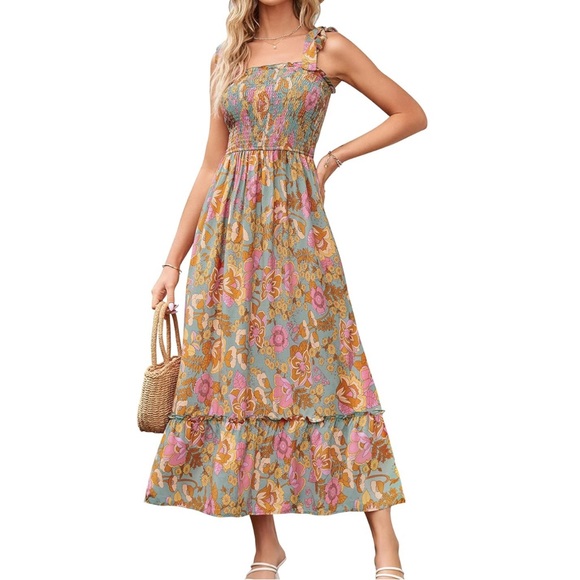 Dresses & Skirts - ✨HP!✨ Perfect Floral 🌺